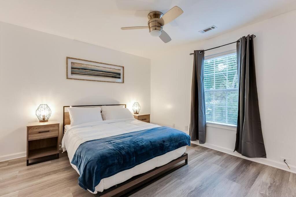 Luxury - Self Check-in Pet Friendly Free Parking *