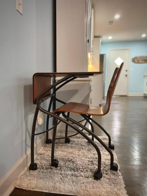 Cozy Vintage Farmhome - Downtown Atl *