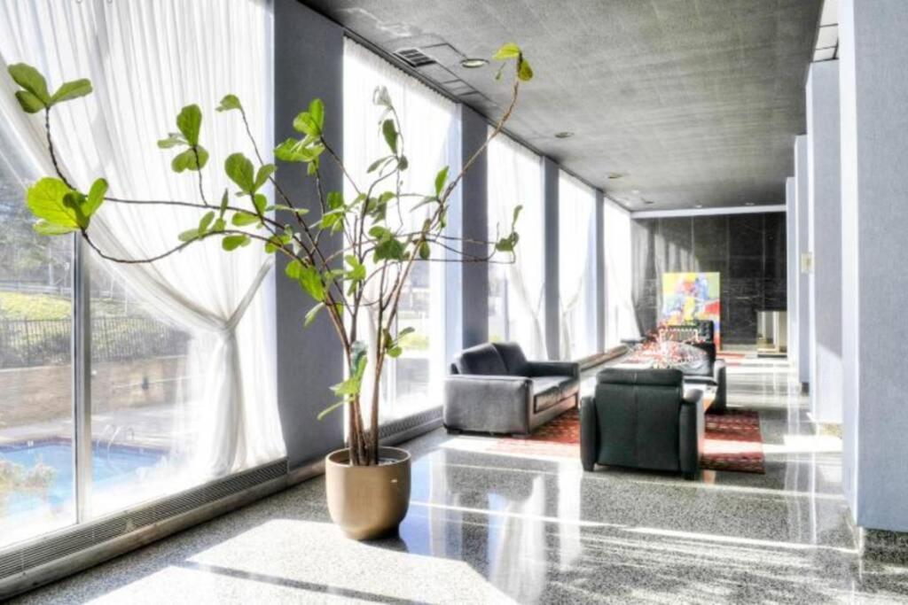 Apartment Downtown 1bd Excellent View! Onsite Parking Lm1704
