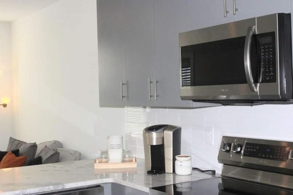 Apartment Luxury 1brmapt With Skyline Rooftop Access *