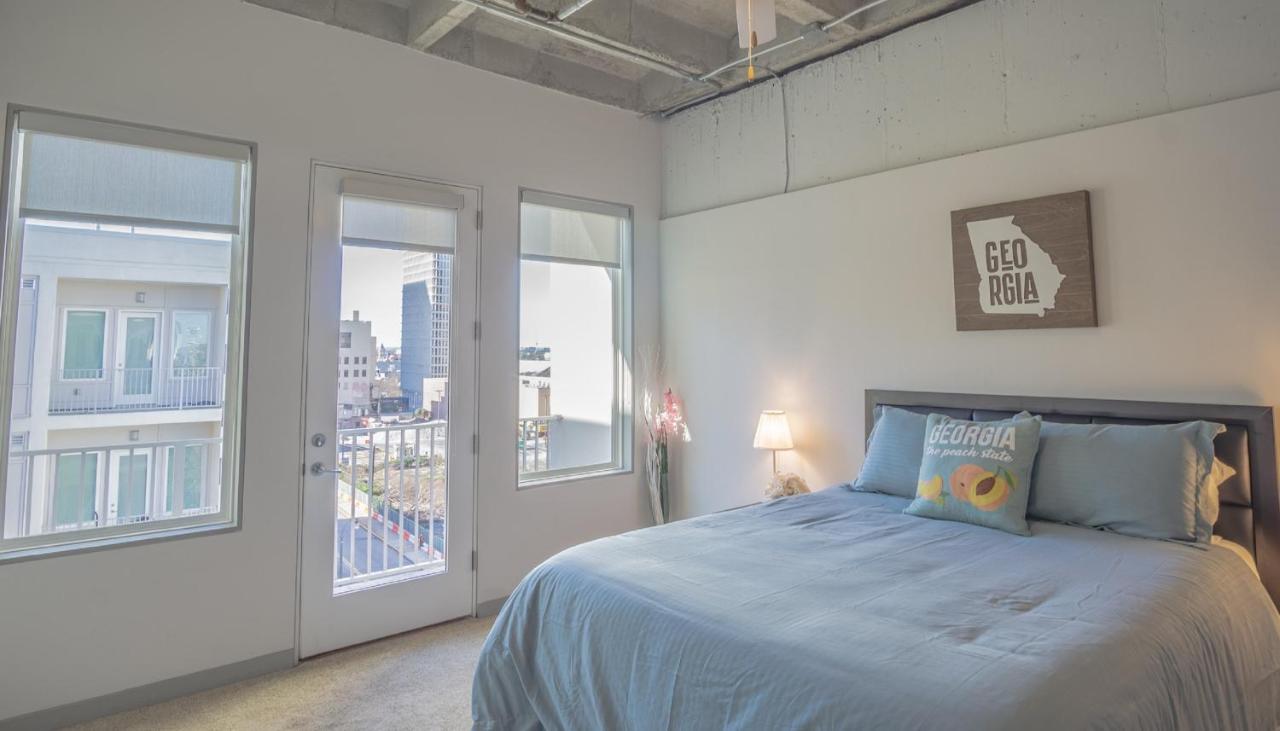 Apartment 2br Fully Furnished In Midtown Apts *