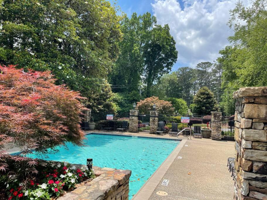 Elegant Classy 2 Bedroom Suite Atlanta