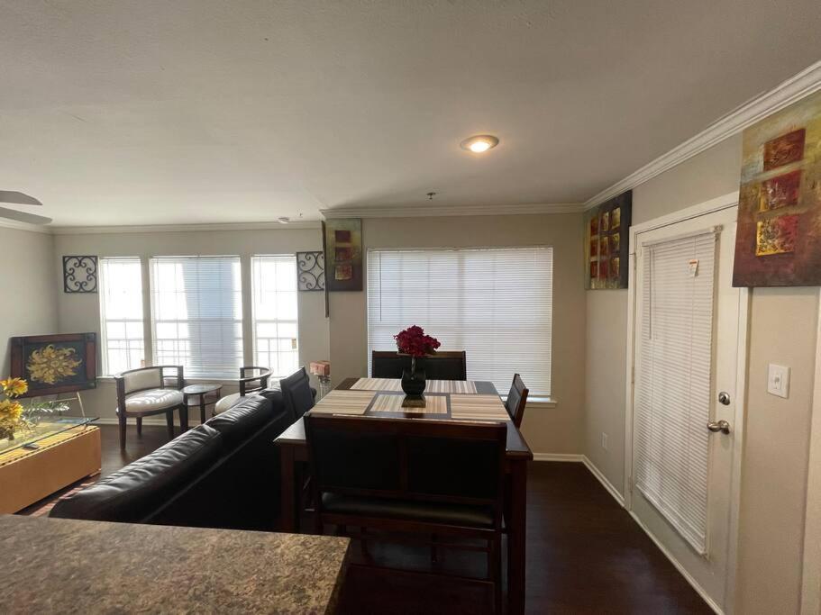 Elegant Classy 2 Bedroom Suite Apartment Atlanta