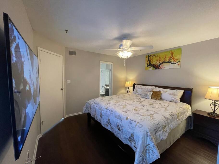 Elegant Classy 2 Bedroom Suite Apartment
