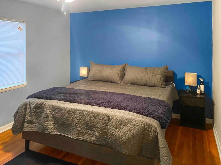 Apartment Bmw King Bd,wd, Fast Wifi Free Parking, Pool, Hospitals