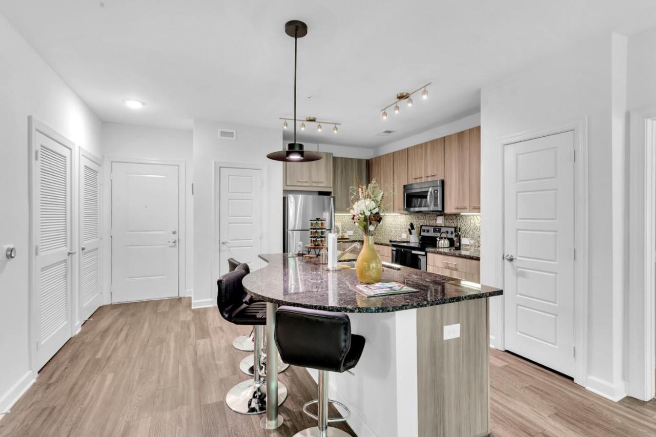 North Oasis - 6 Guests - Balcony - Pool - Free Parking And Wifi