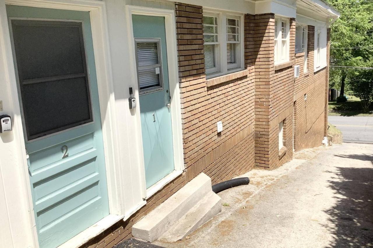 1266 Monroe Dr 2 Holiday home