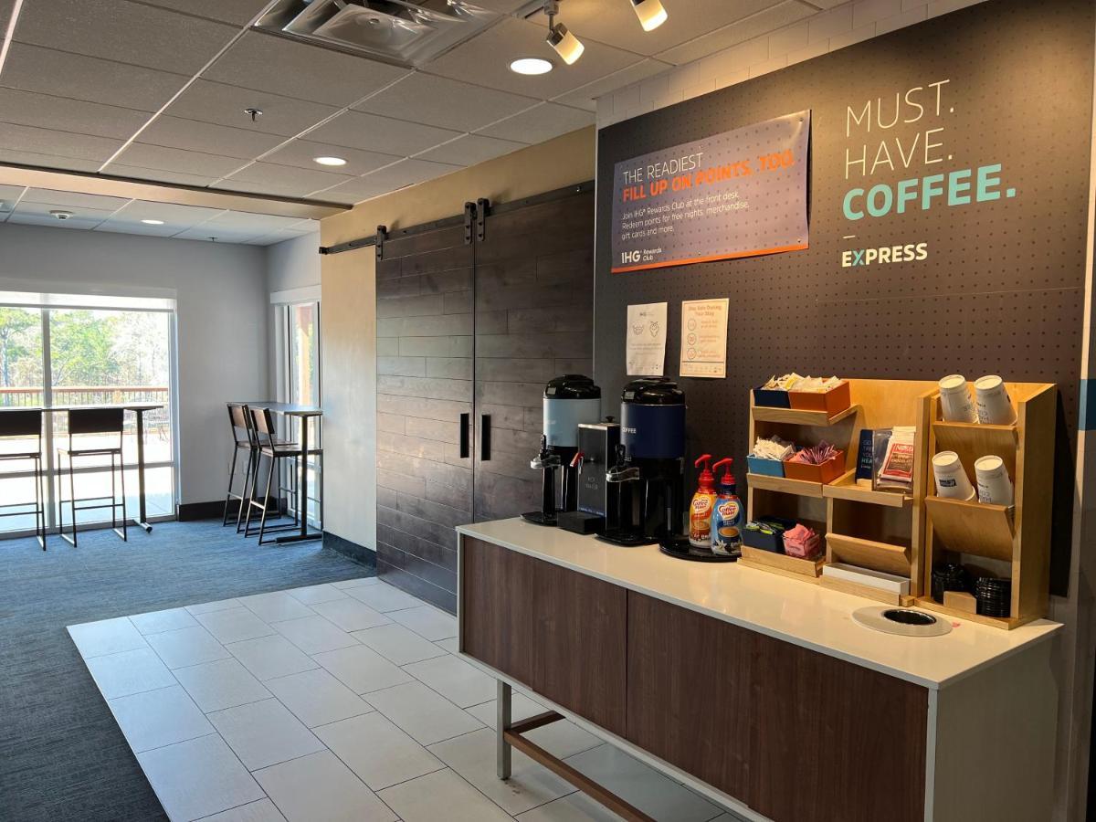 Express & Airport West - Camp Creek By Ihg Hotel