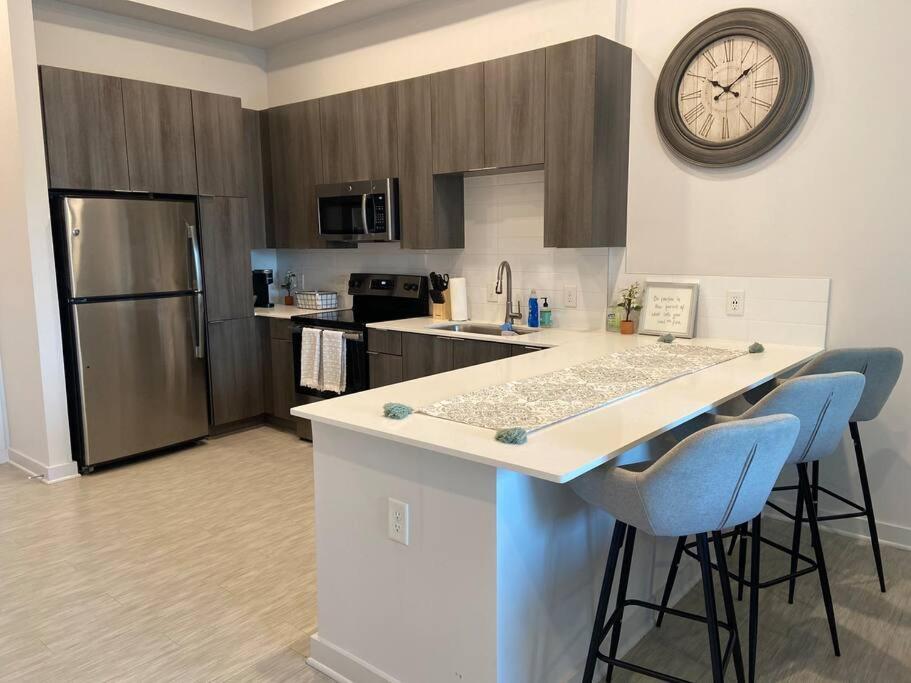 Comfy Midtown 1 Bdr W/ View And Balcony. Atlanta