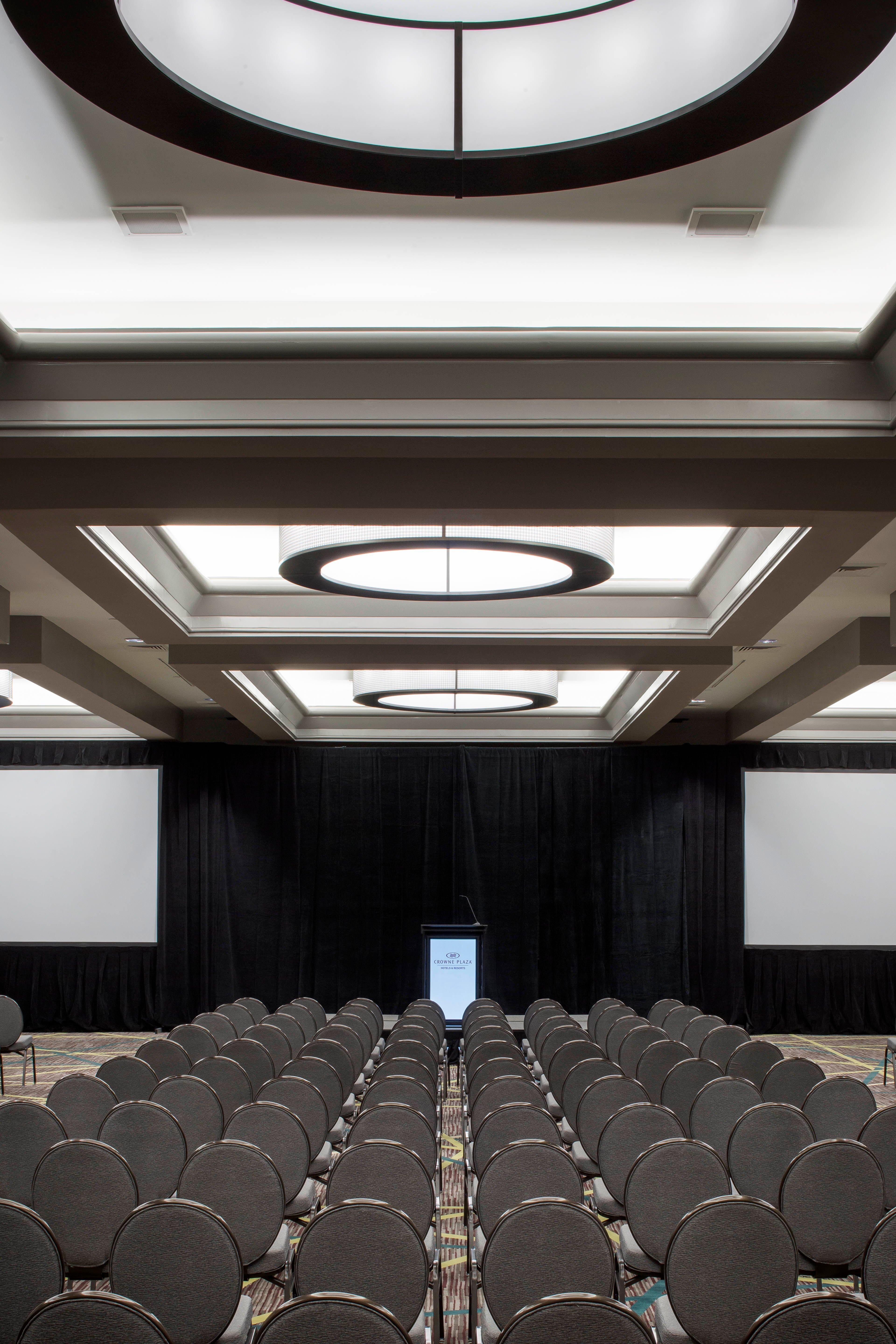 Crowne Plaza - Midtown By Ihg Hotel