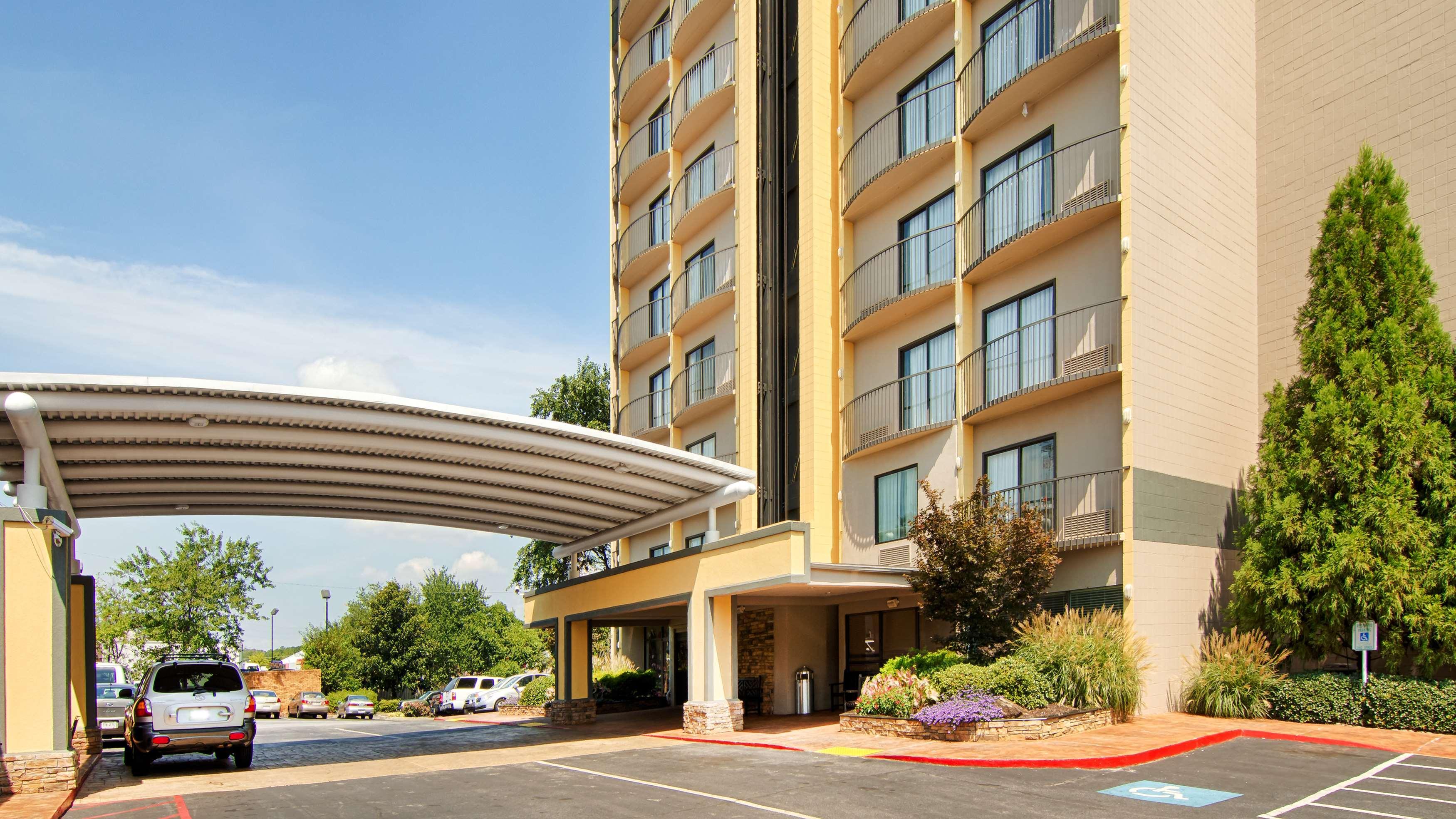 Hotel Western Airport East Forest Park