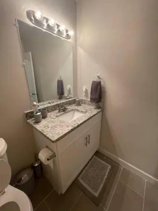 Apartment The Lux 23! Cozy Comfy!!