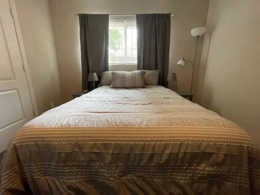 The Lux 23! Cozy Comfy!! Atlanta