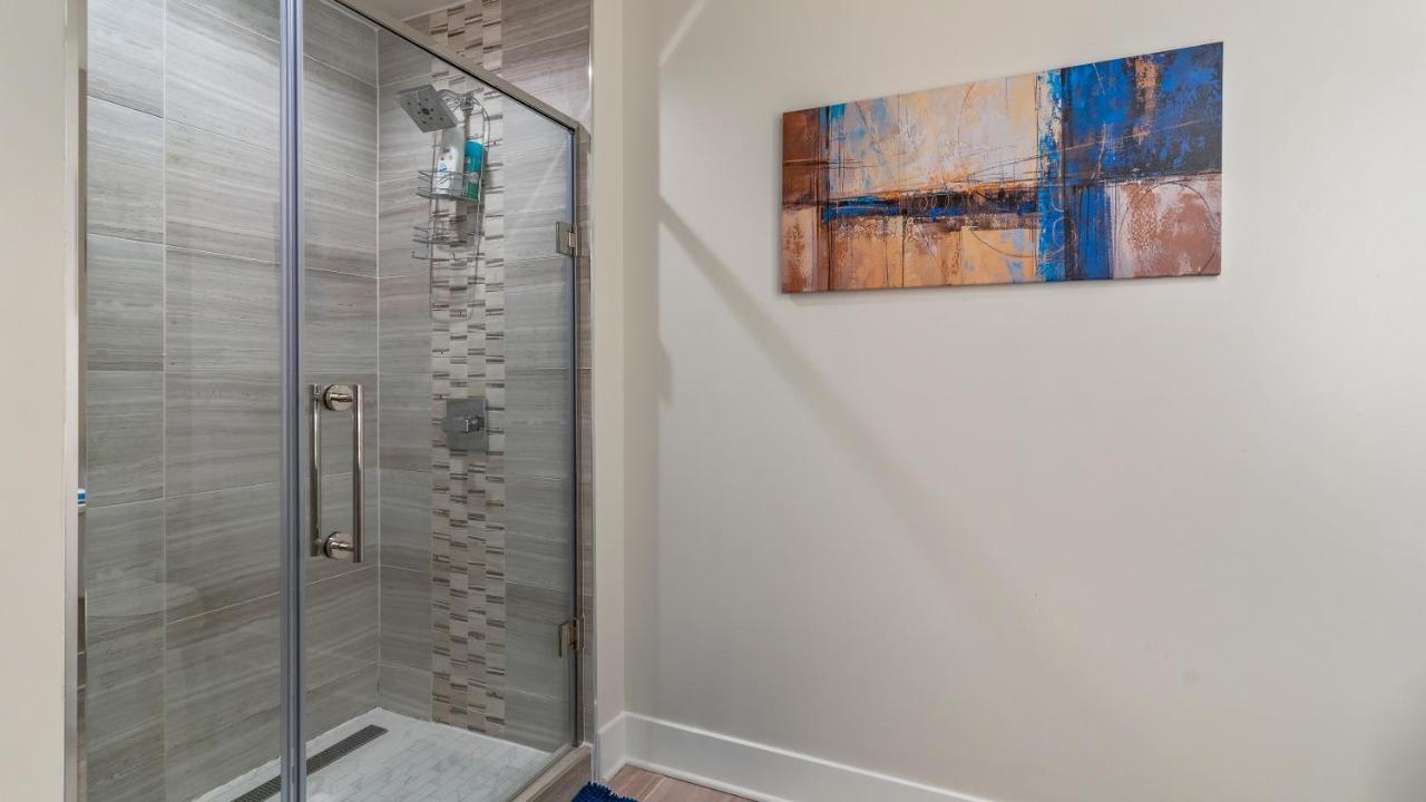 The Serenity W/ Free Parking Midtown Apartment Atlanta
