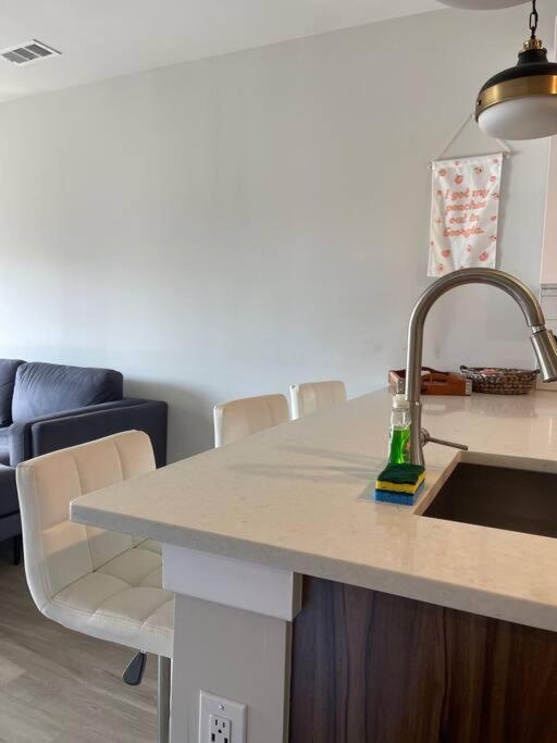 The Center Peach Apartment Atlanta