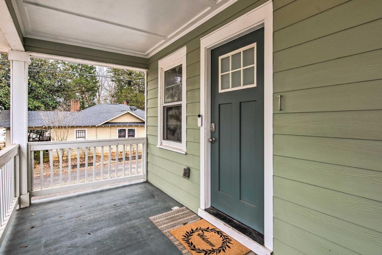 East Point About 6 Mi To Downtown Atl Holiday home *