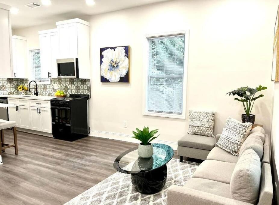 Oakland Oasis *