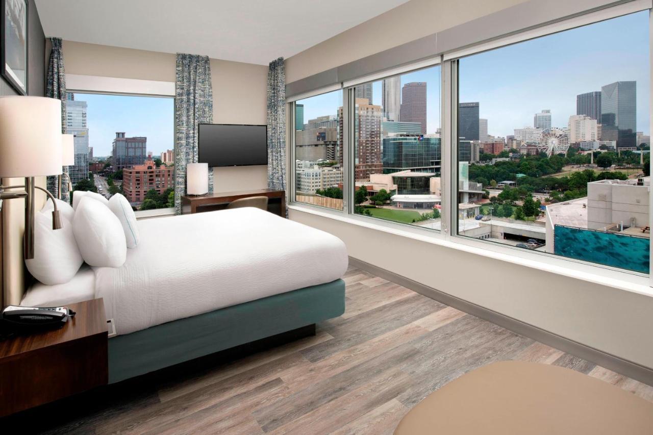 Springhill By Marriott Downtown Hotel