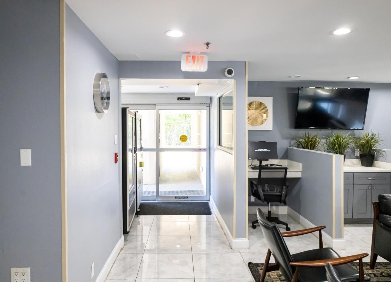 Baymont By Wyndham College Park Atlanta Airport South 3*