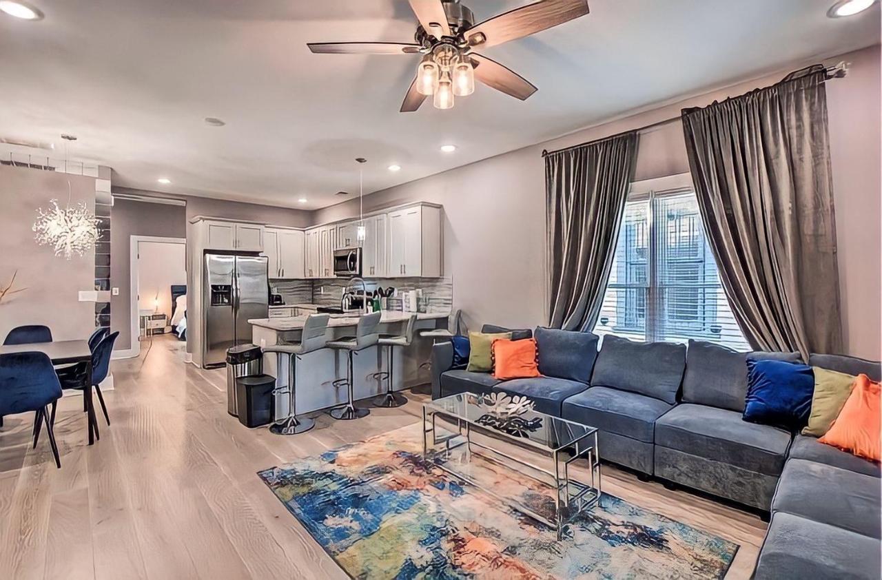 Holiday home Cozy 4 Bedroom Located Right In Downtown Atlanta.