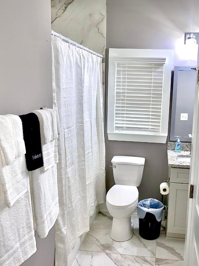 Holiday home Cozy 4 Bedroom Located Right In Downtown Atlanta.