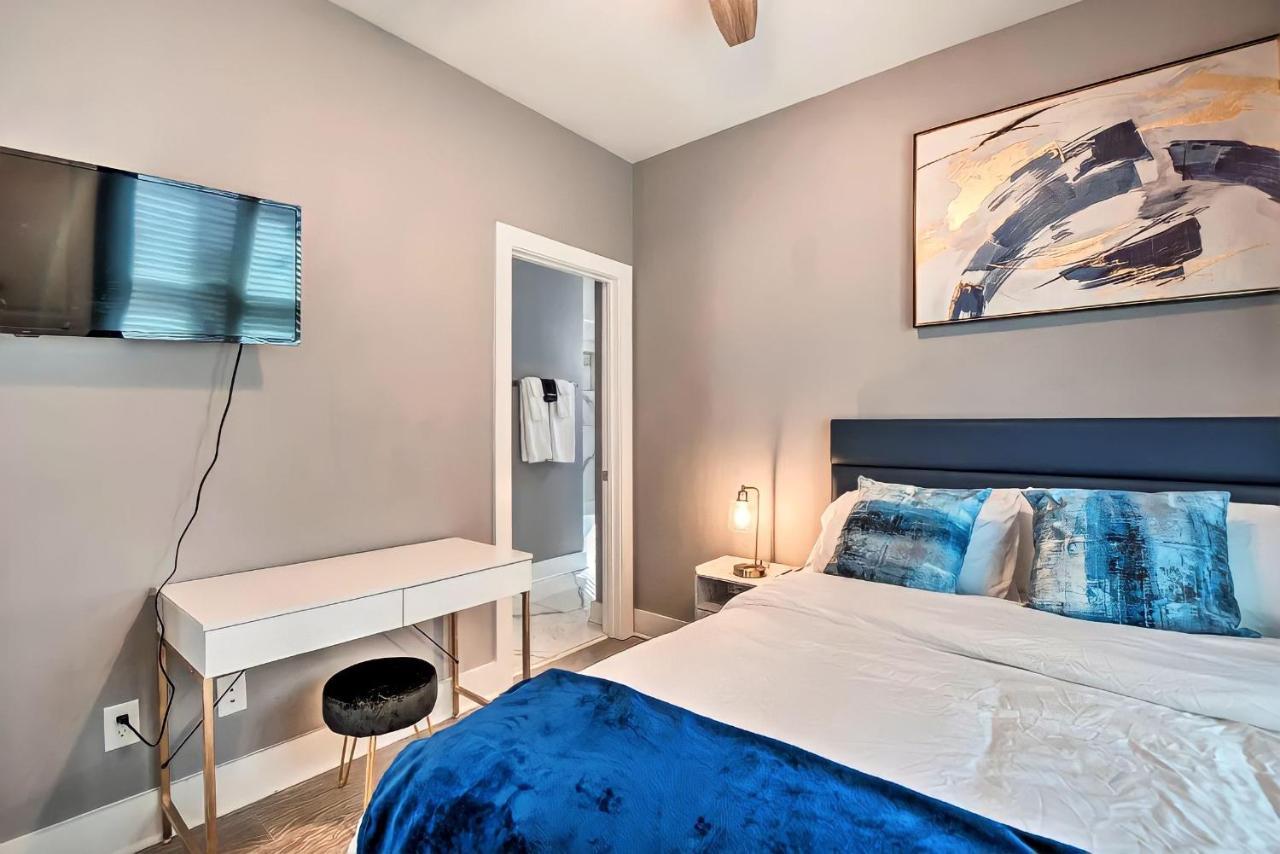 Cozy 4 Bedroom Located Right In Downtown Atlanta. Holiday home