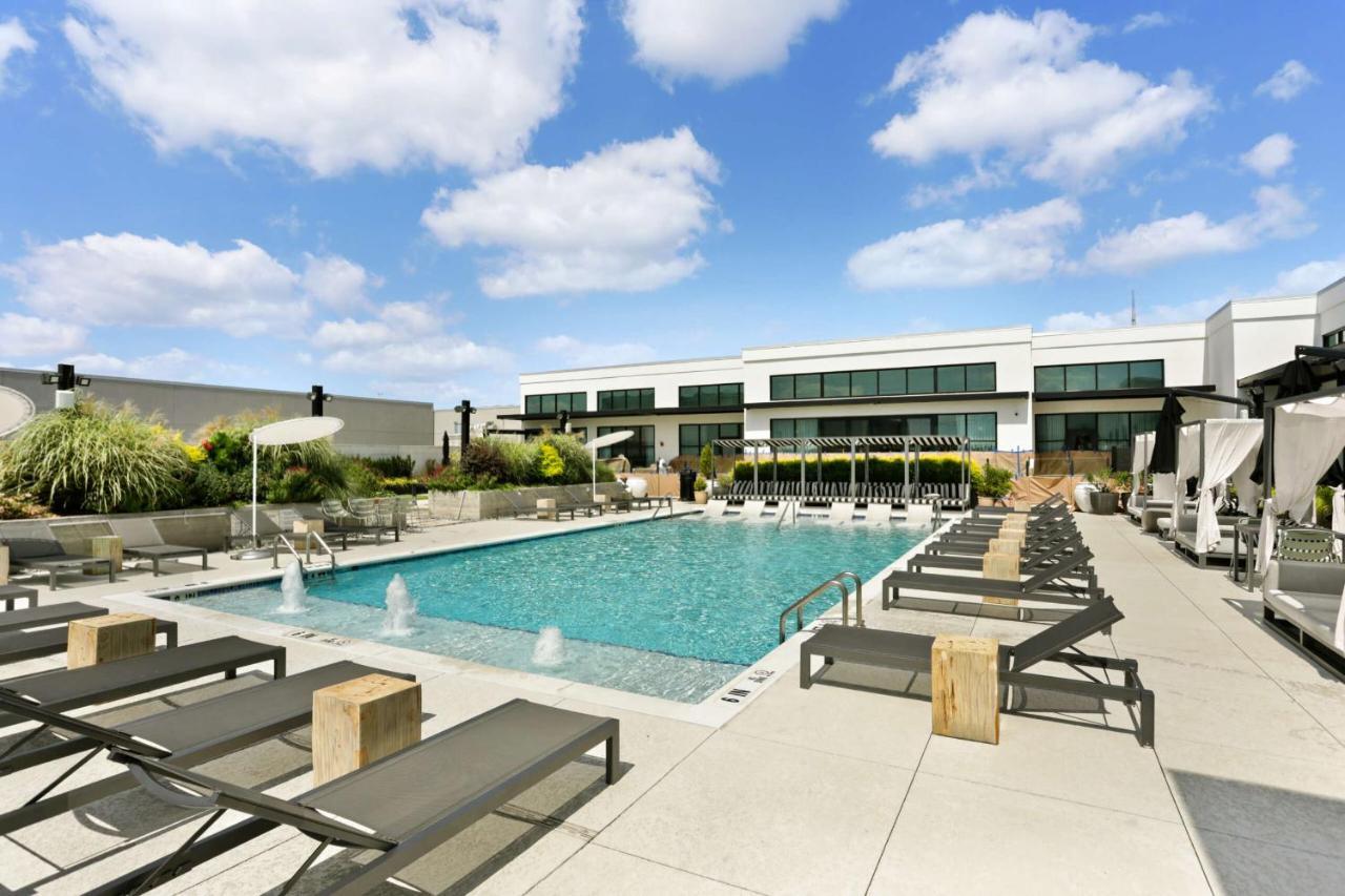Apartment Luxury West Midtown 2 Bdrm