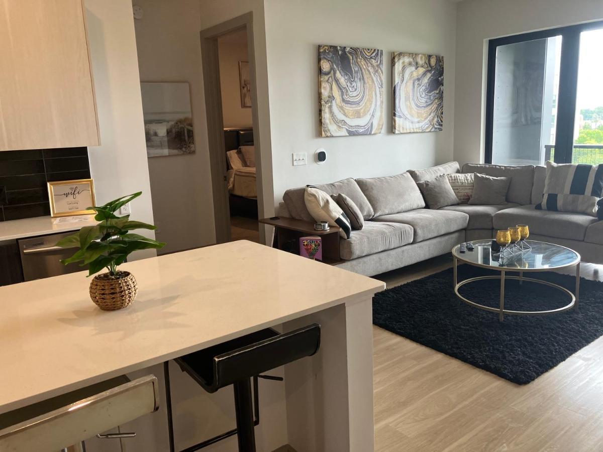5 Lux At Interlock Area Apartment