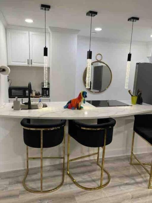 Apartment Bebe Homes!! Away From Home!!!! Atlanta