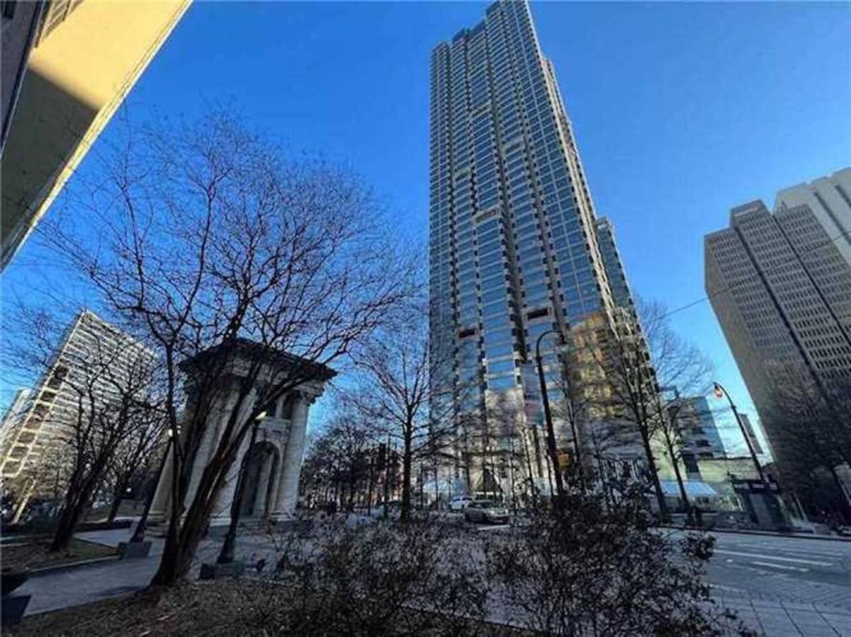 Atl Downtown/midtown W/ Balcony *