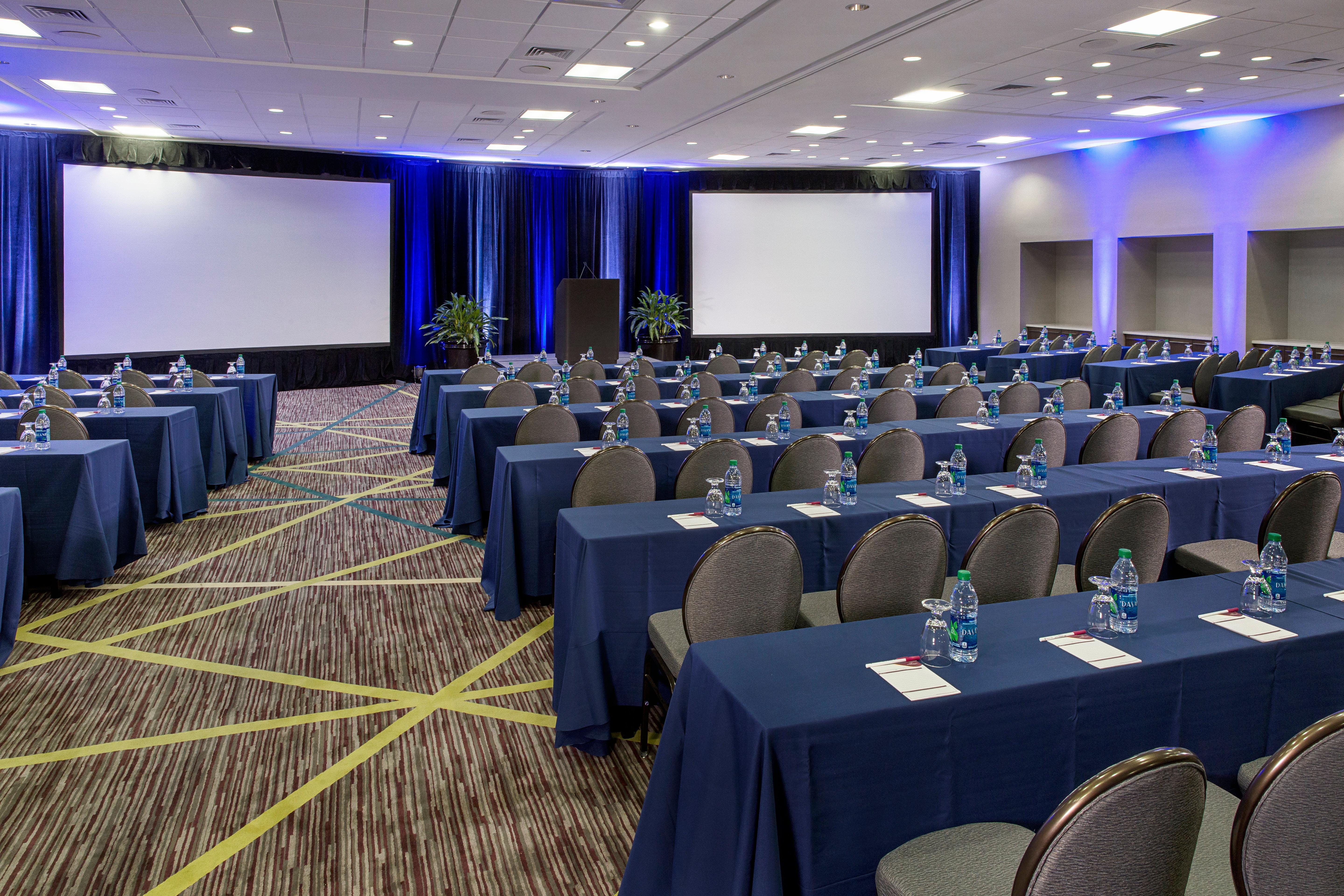 Hotel Crowne Plaza - Midtown By Ihg 4*