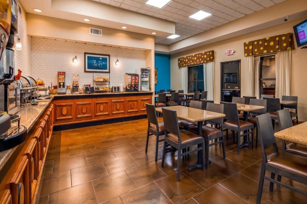 Hotel Sky Point & - Airport Forest Park