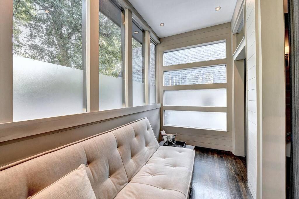 Modern In Heart Of The City- Sleeps 12 * Atlanta