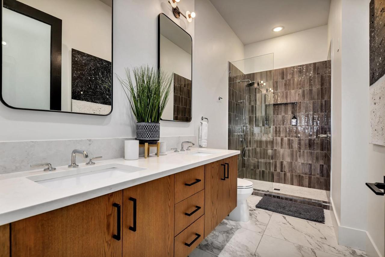 Apartment Loft Style Spacious Lux 102, Sleeps 6