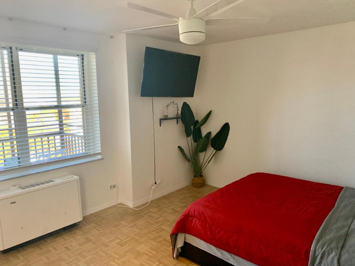 New Atl Dwntwn With Balcony 2 Apartment