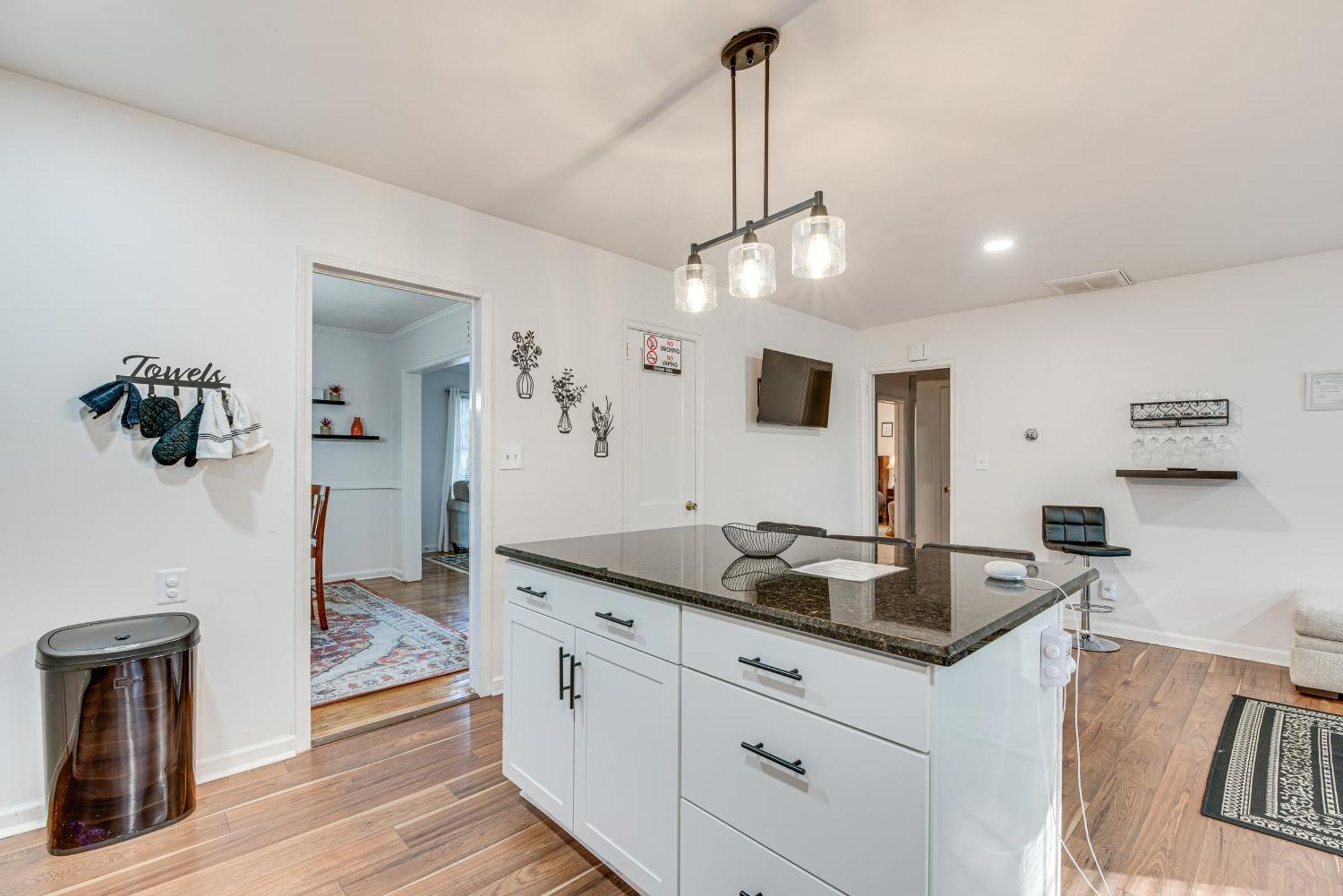 Cozy Abode Near Theme Parks, Golf And Shops *