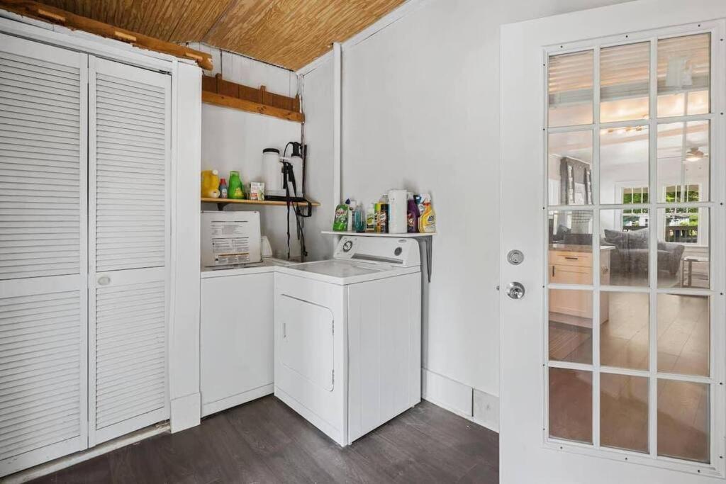 Humble 3 Miles Dt Holiday home Atlanta