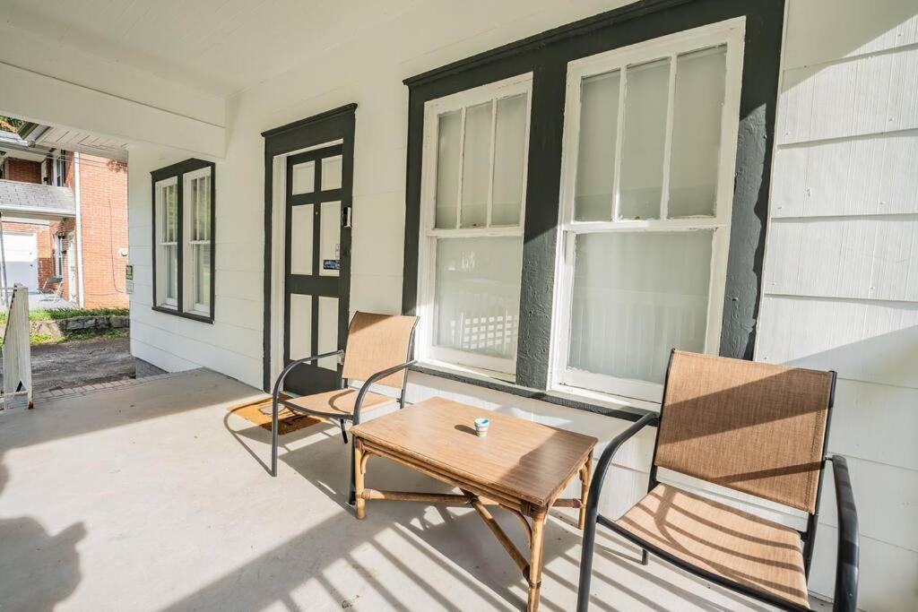Humble 3 Miles Dt Holiday home Atlanta