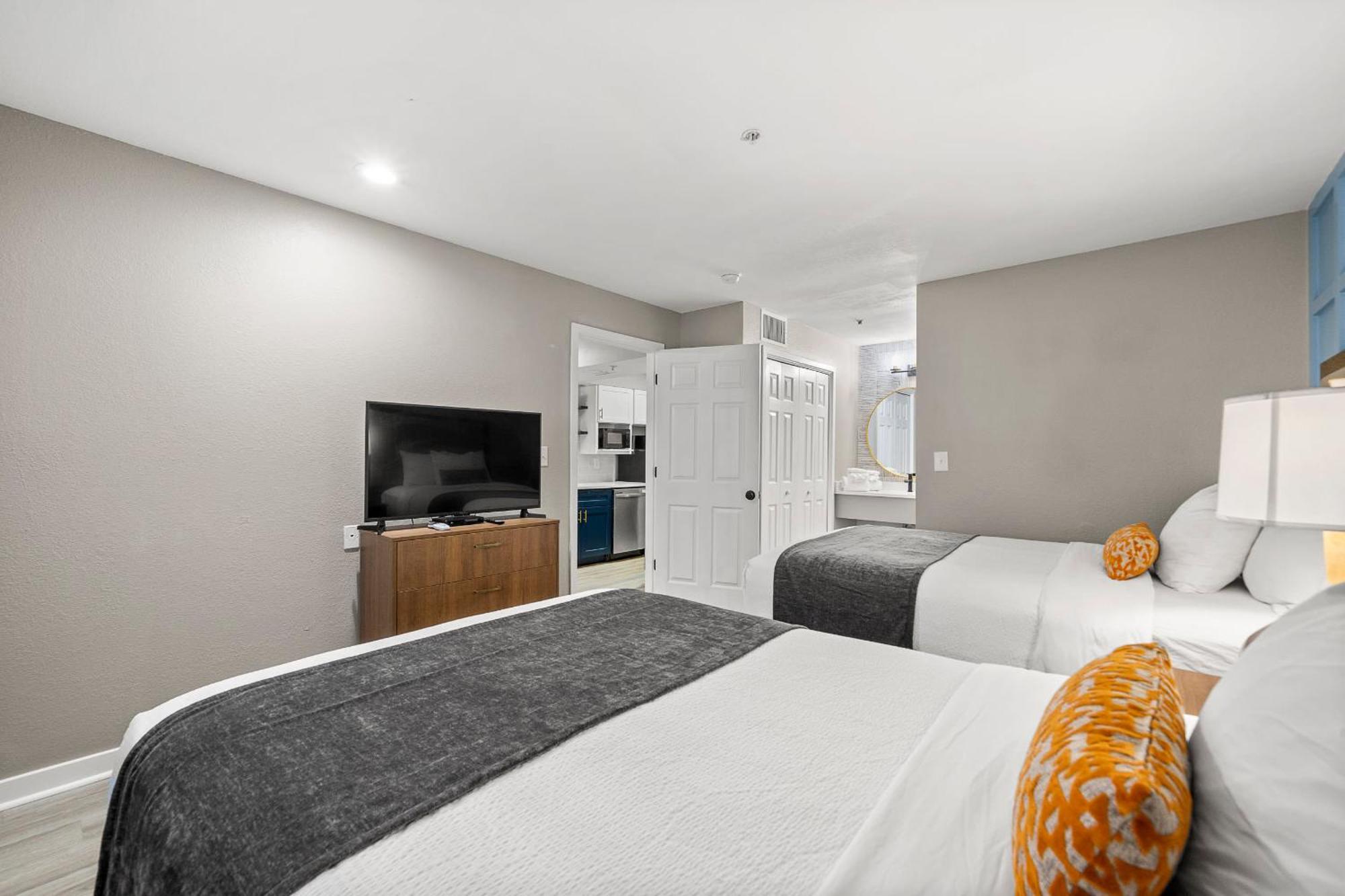 Apartment Stylish Buckhead Condo: Your Urban Getaway In Atlanta