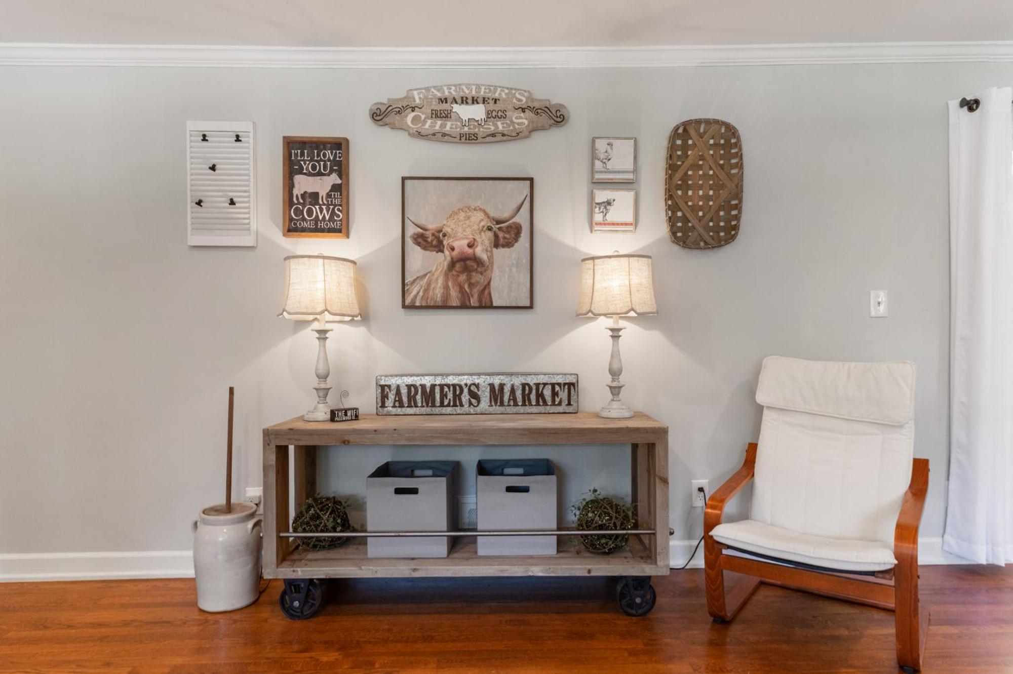 Fully Fenced Rustic Minutes From Truist Park Holiday home Atlanta