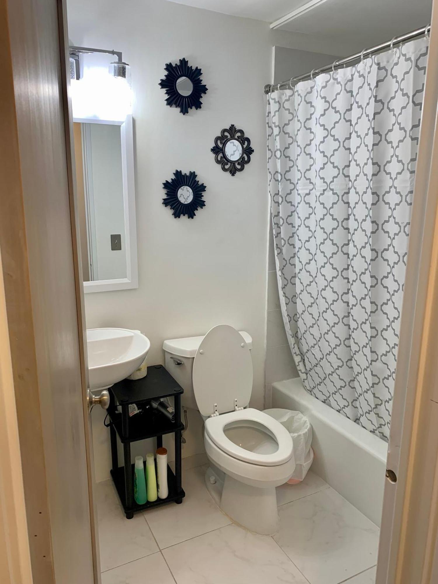 Atl Downtown/midtown W/ Balcony * Atlanta