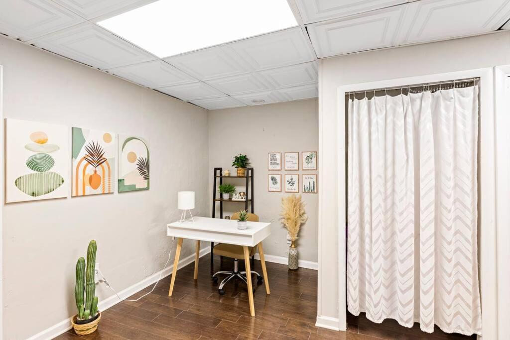 Apartment Cozy Buckhead - Great Area, Free Easy Parking, Near Shops And Restaurants