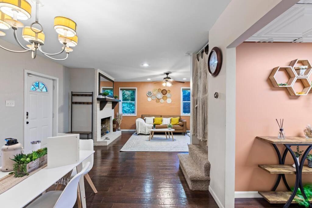 Cozy Buckhead - Great Area, Free Easy Parking, Near Shops And Restaurants *