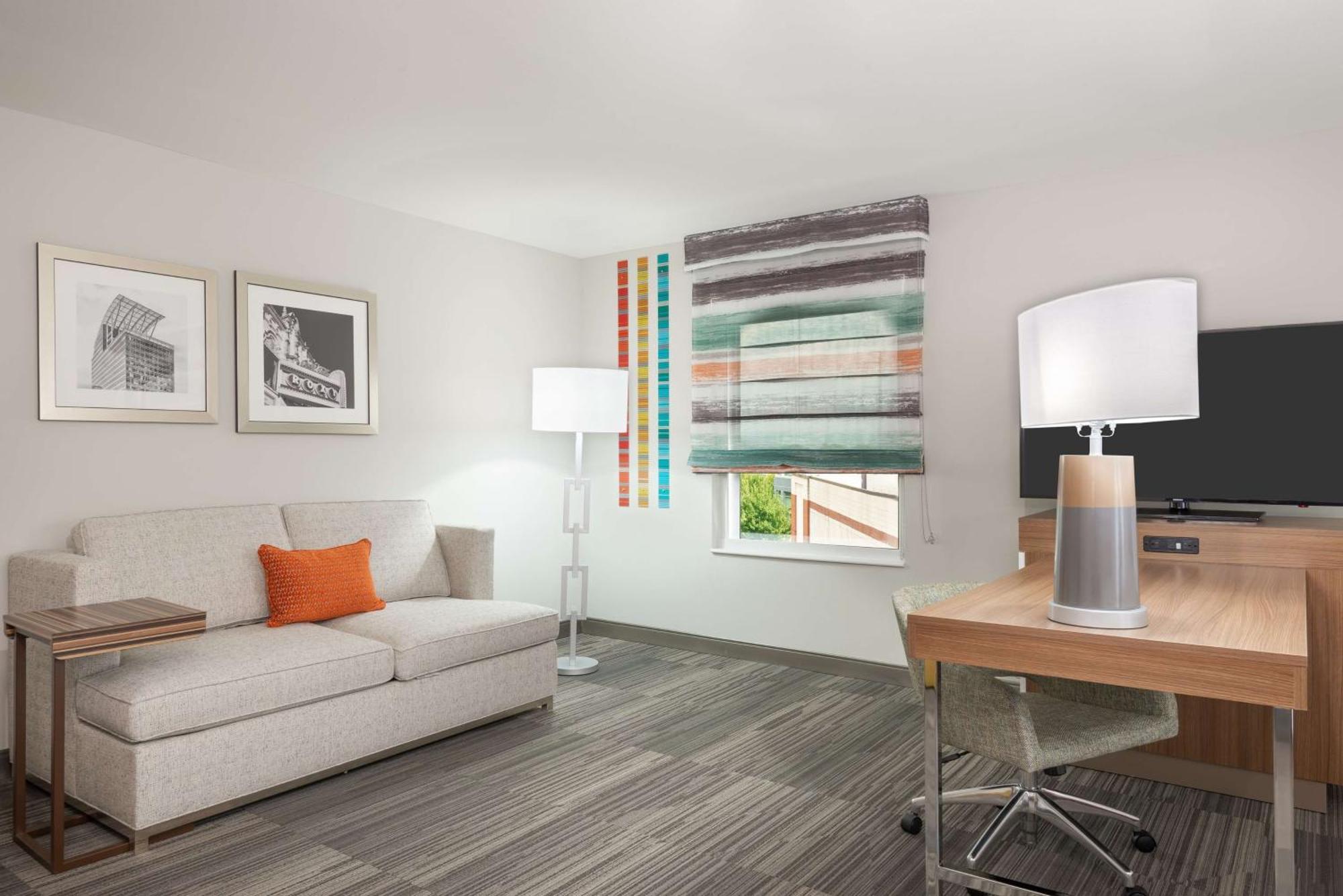 Hotel Hampton & Buckhead Place 3*