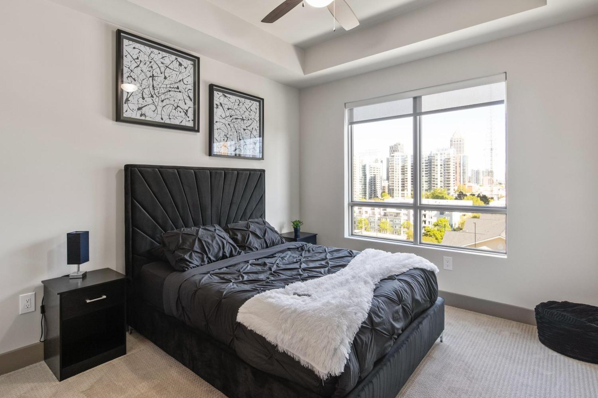 Luxurious Downtown *