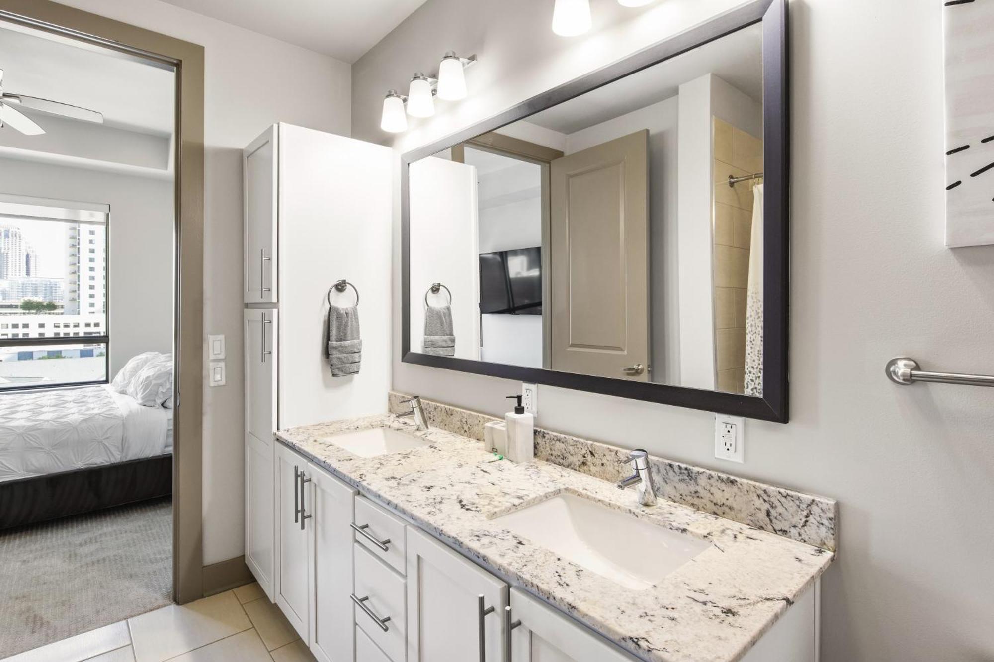 Luxurious Downtown Apartment Atlanta