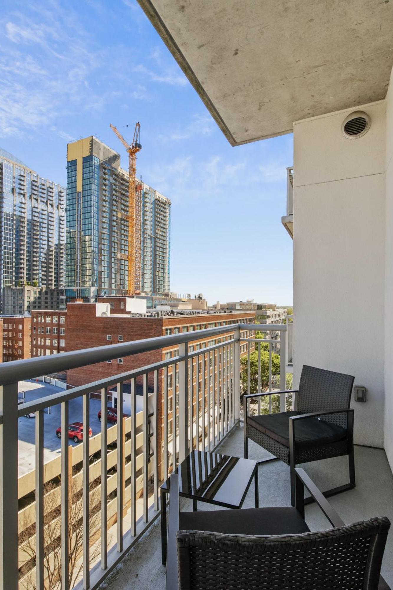 Luxurious Downtown *