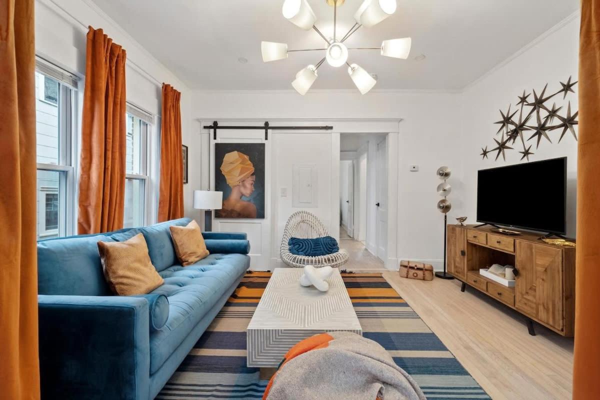 Field Of Gold Apartment Atlanta