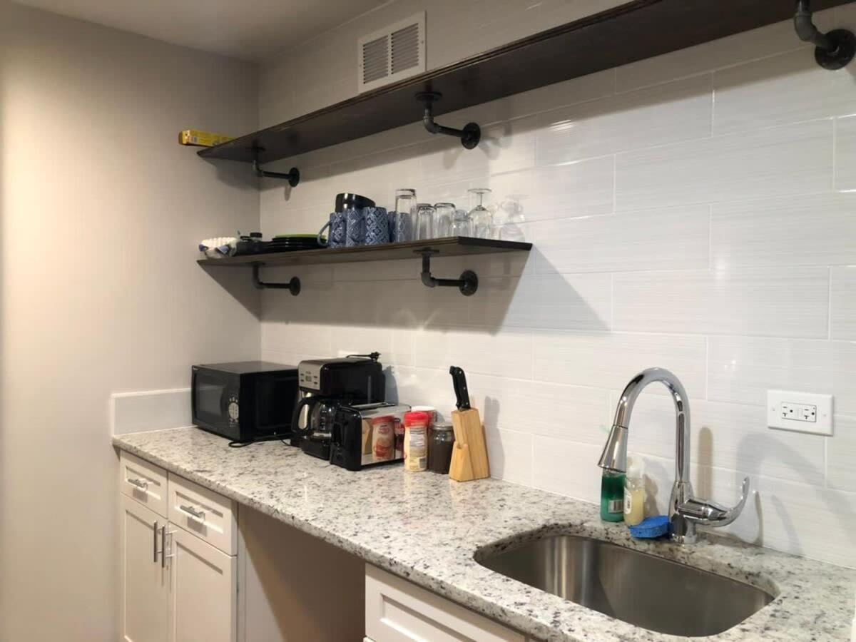 Holiday home Downtown Condo! Private Balcony! Pt10f