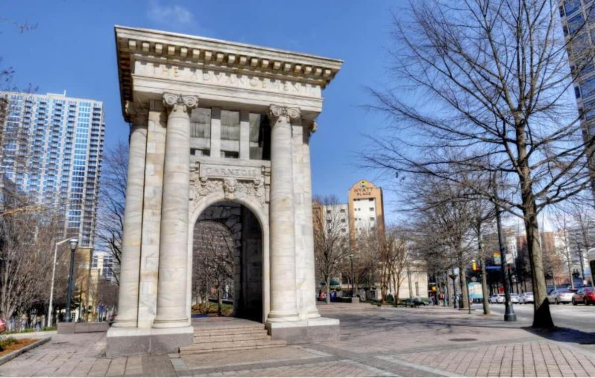 Holiday home Downtown Condo! Private Balcony! Pt10f Atlanta